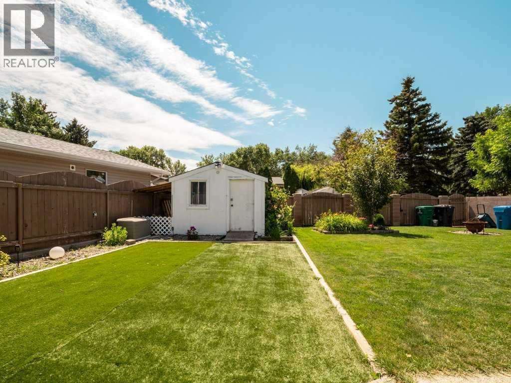 66 Pheasant Road North - Photo 38