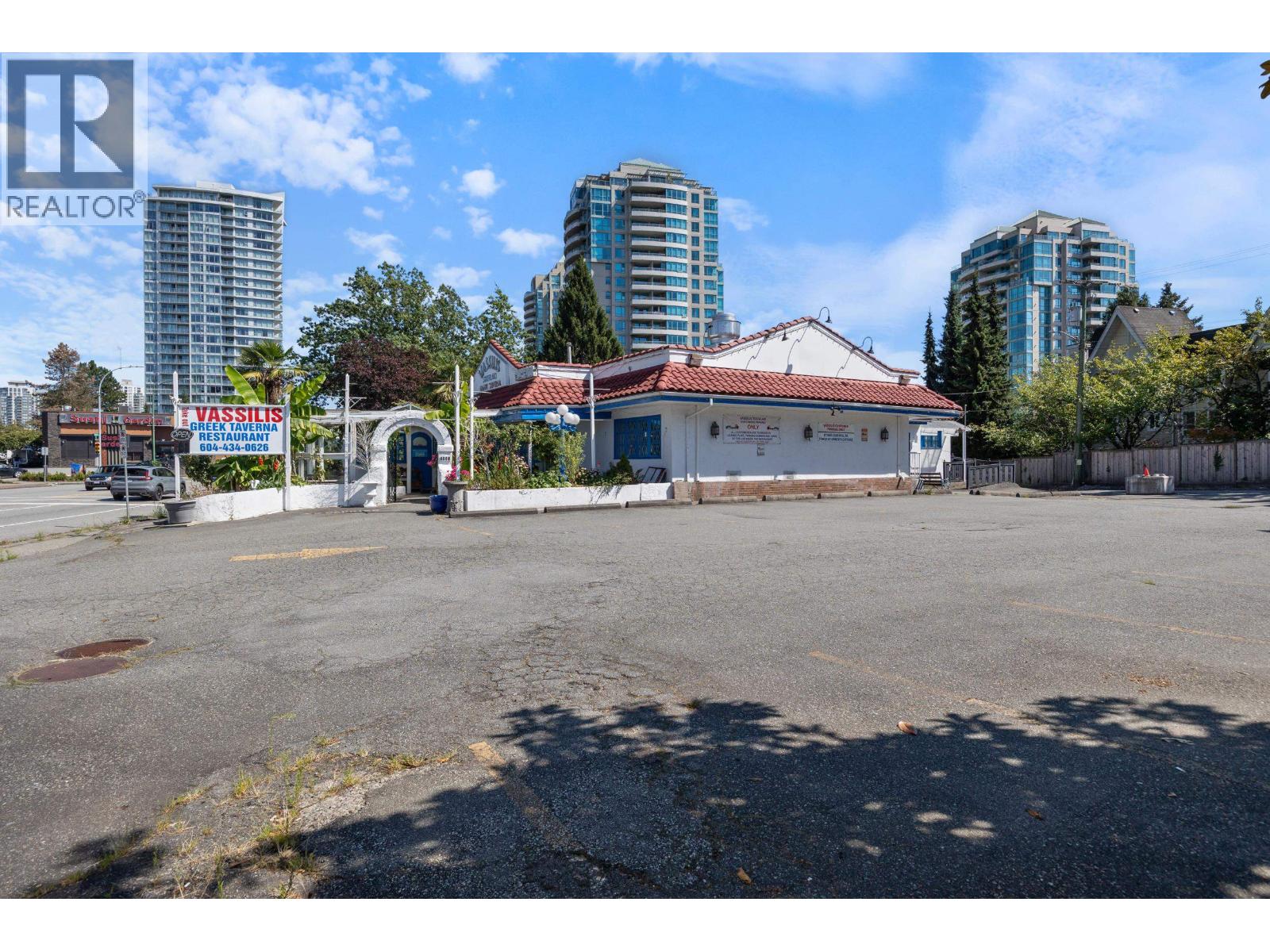 6558 KINGSWAY