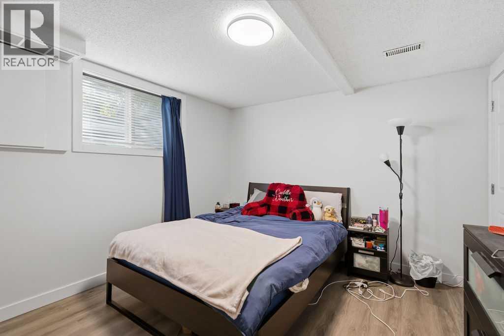 2812 19 Street NW - 27