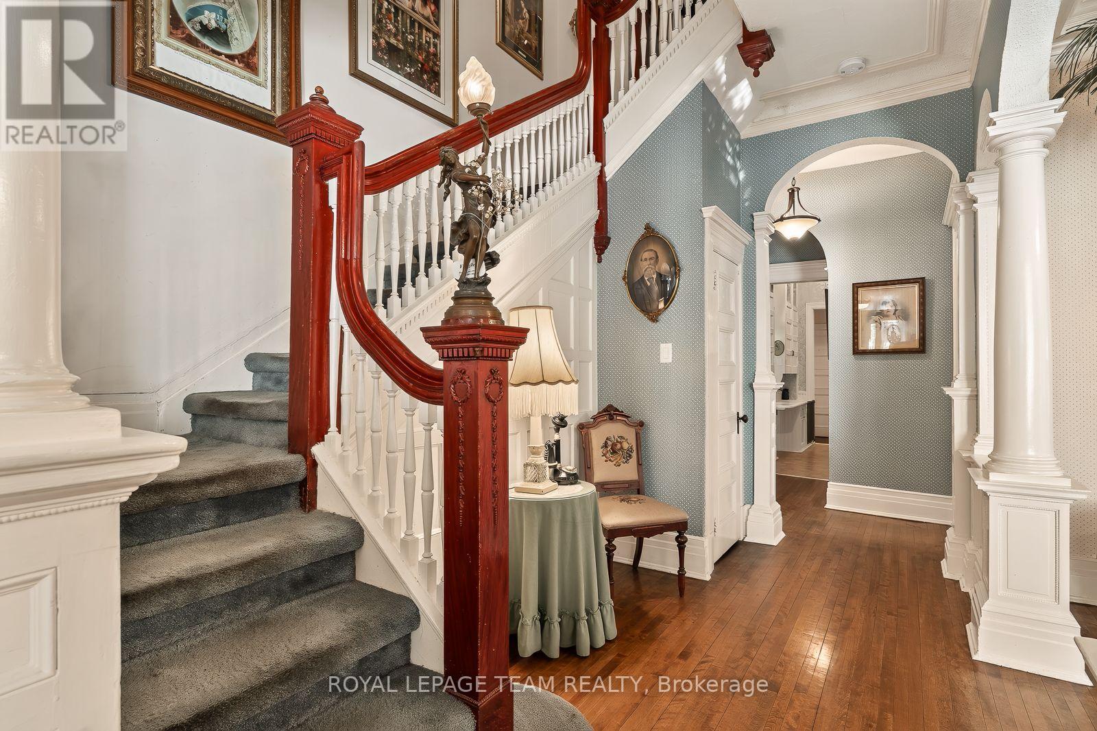 525 KING EDWARD AVENUE - 12