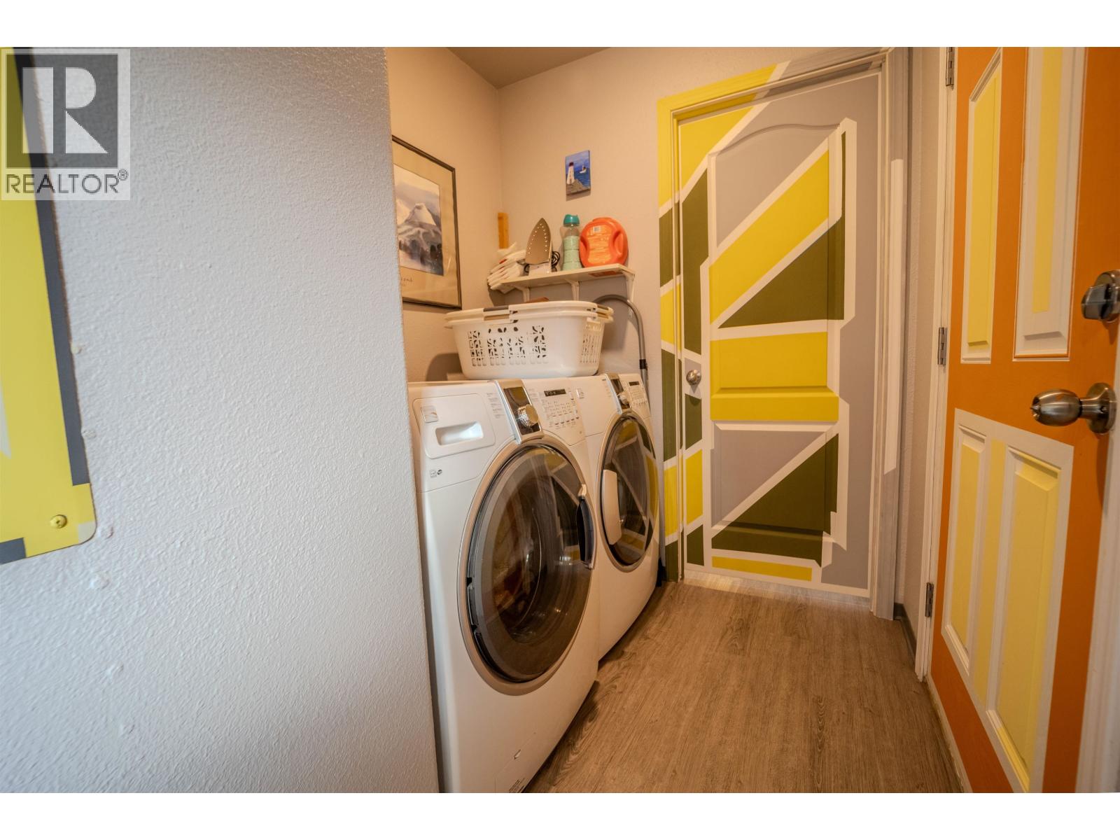 #81 3889 MULLER STREET - Image 20