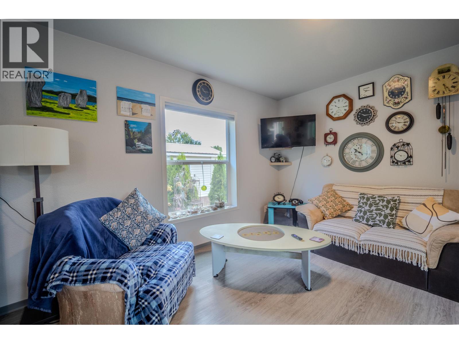 #81 3889 MULLER STREET - Image 6