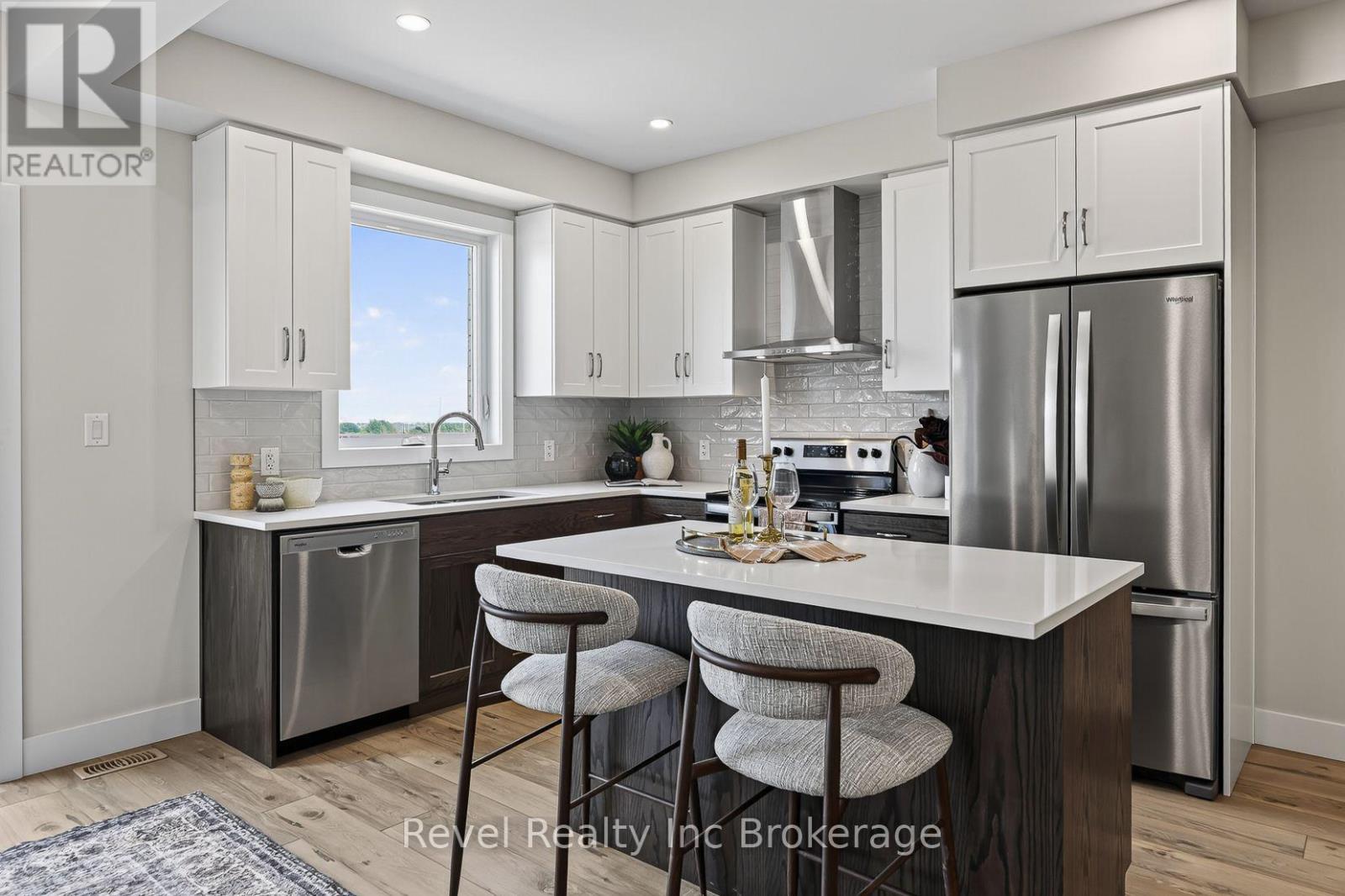325 KADING CRESCENT - 10