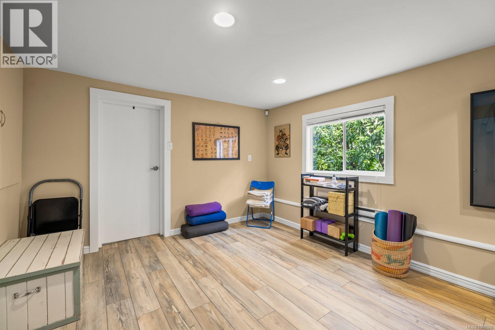 3223 Sedgwick Dr - 34