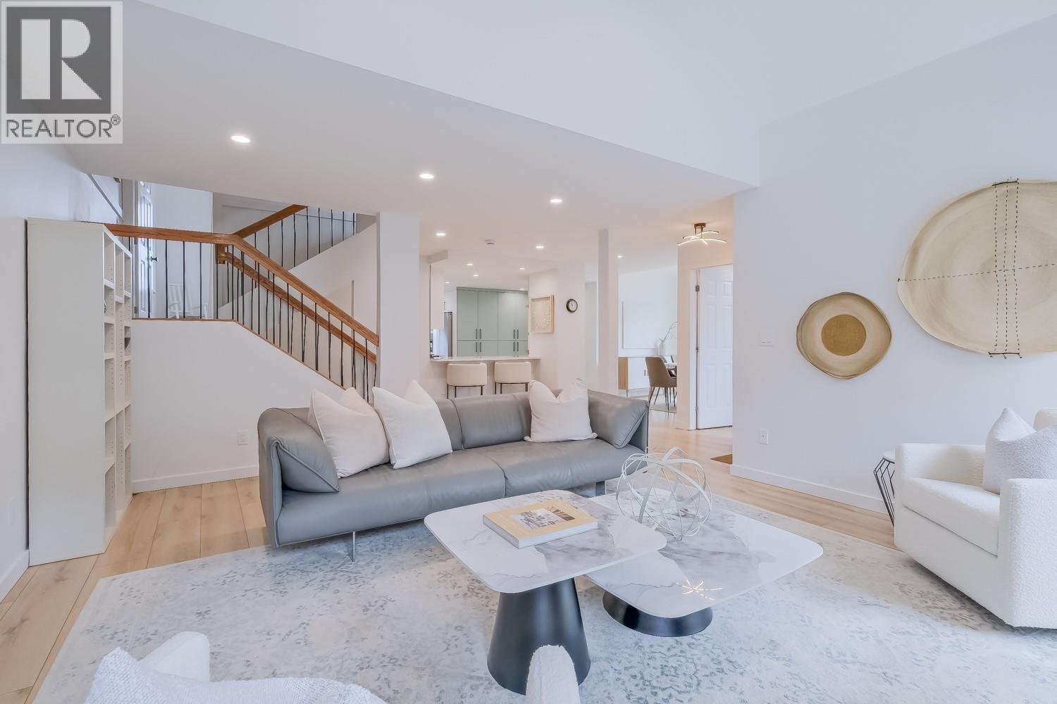 #11 414 West Avenue - 3