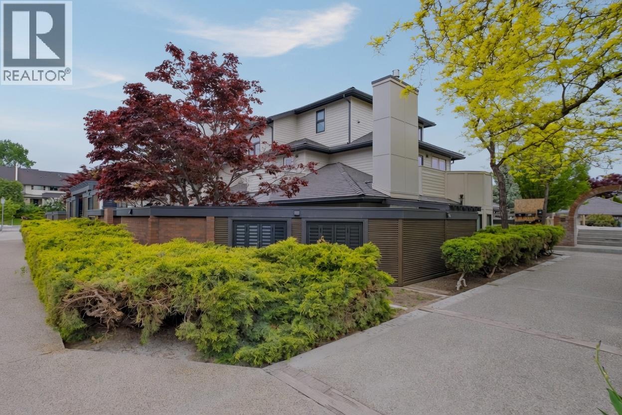 11 414 West Avenue, Kelowna