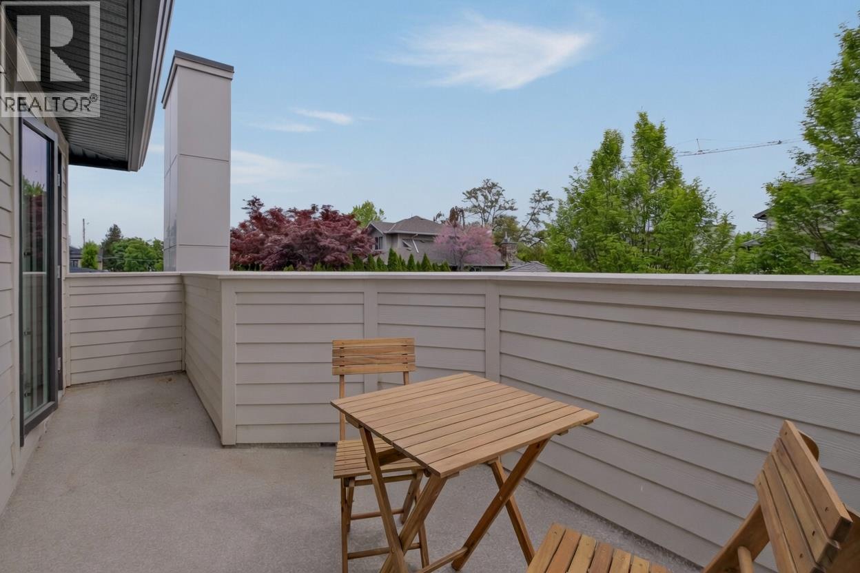 11 414 West Avenue, Kelowna