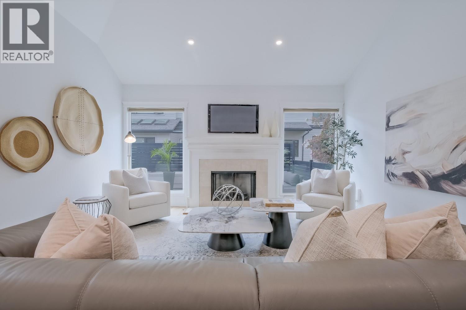 11 414 West Avenue, Kelowna