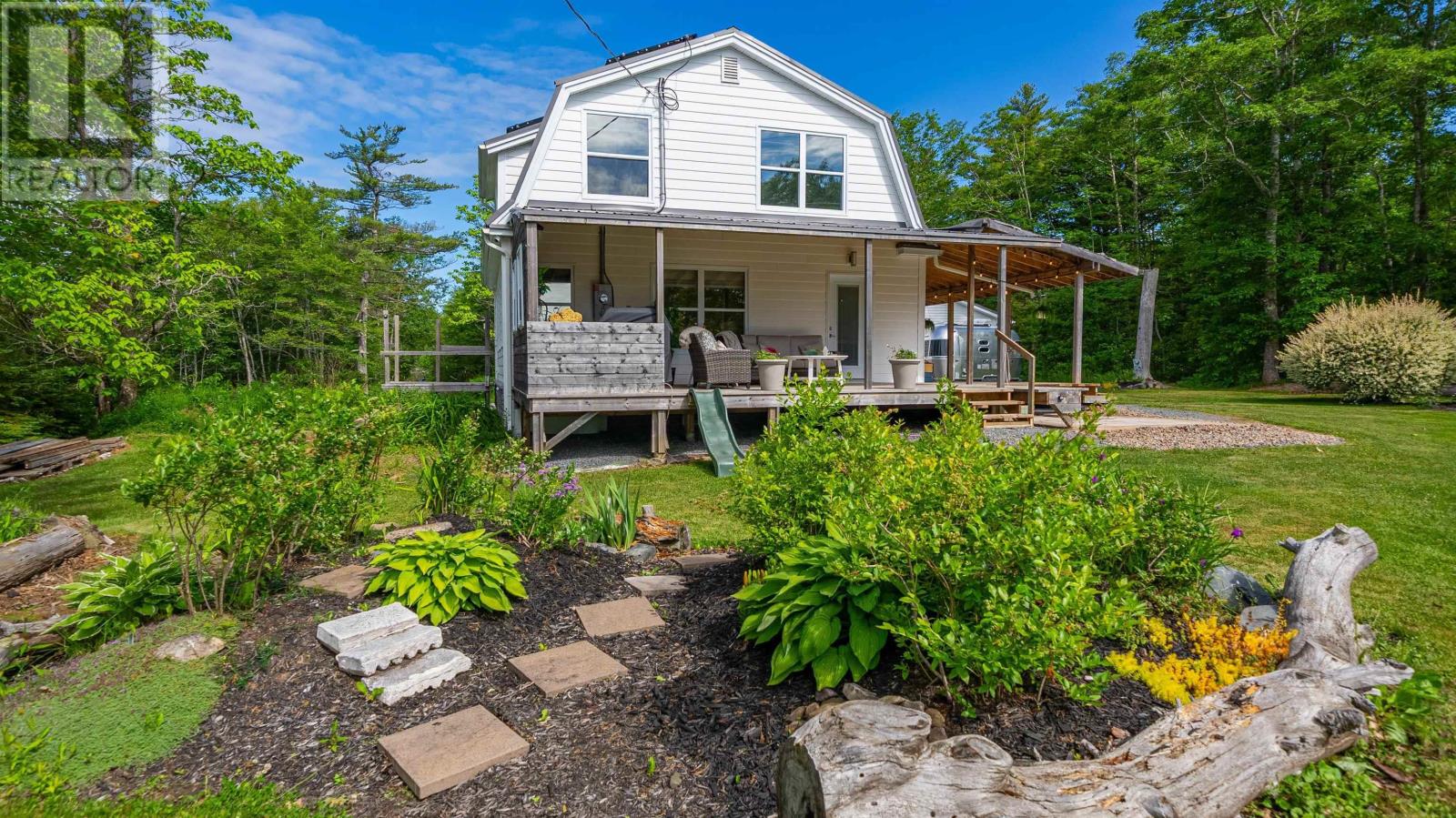 35 Riverside Lane - 3