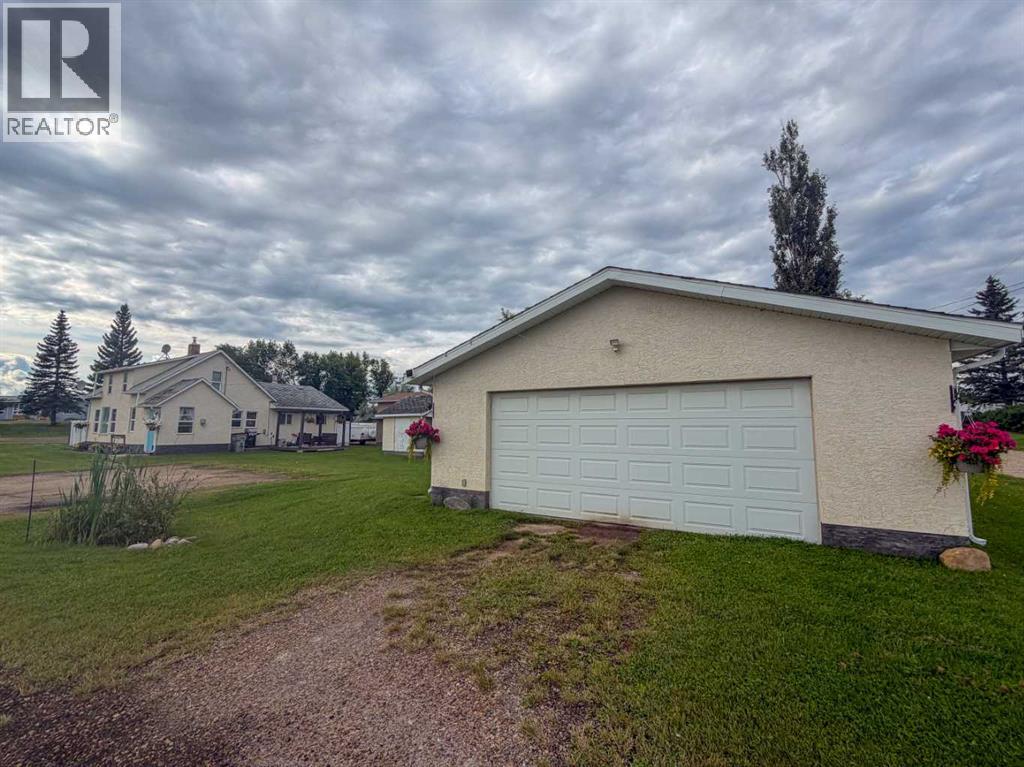 5316 46 Avenue - 21