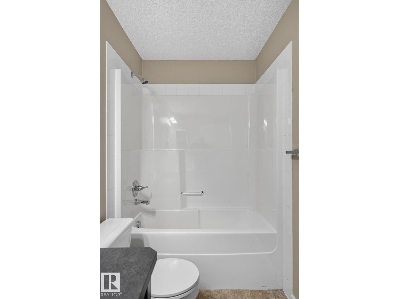 #210 392 SILVER BERRY RD NW - Image 31