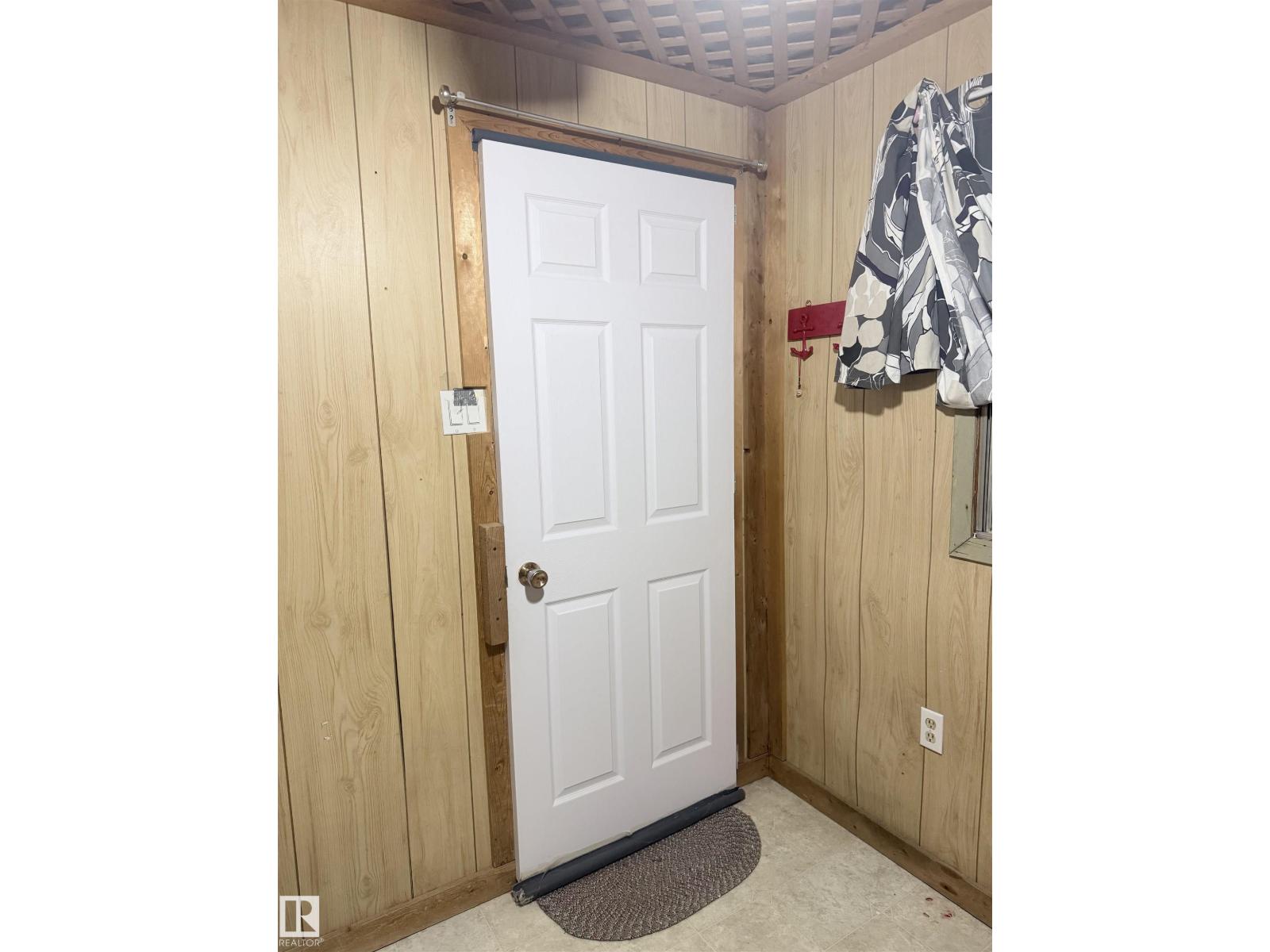 4764 43 St. - Image 63