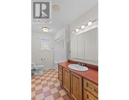 172 Dogberry Hill Road thumbnail 23