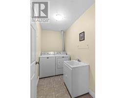 172 Dogberry Hill Road thumbnail 7