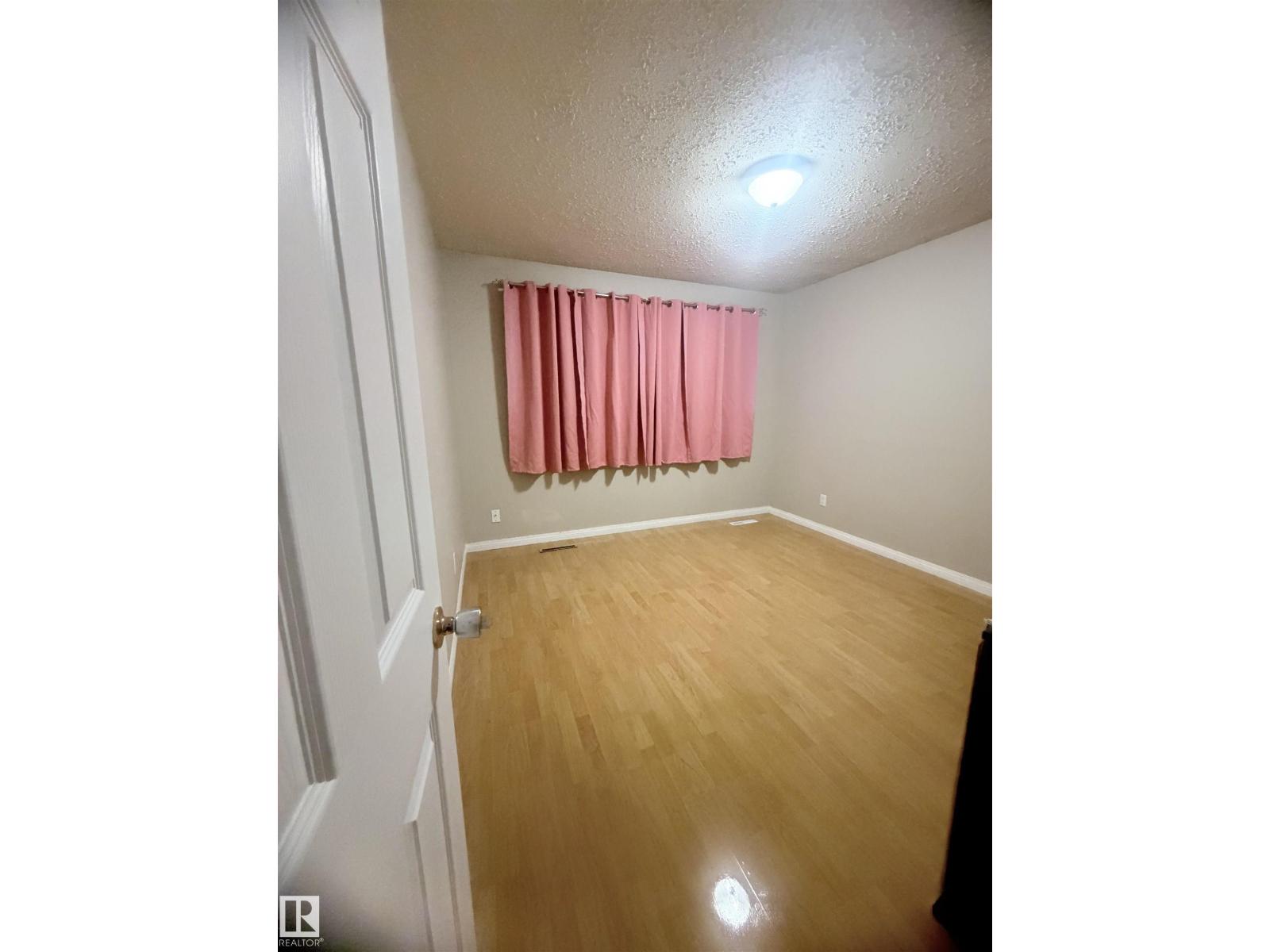 4764 43 St. - 50