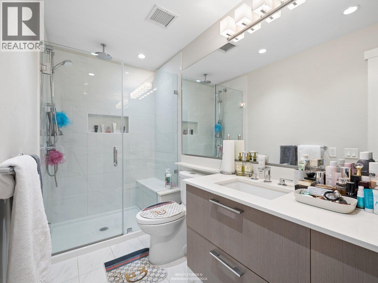 Photo of 213 2651 LIBRARY LANE 12