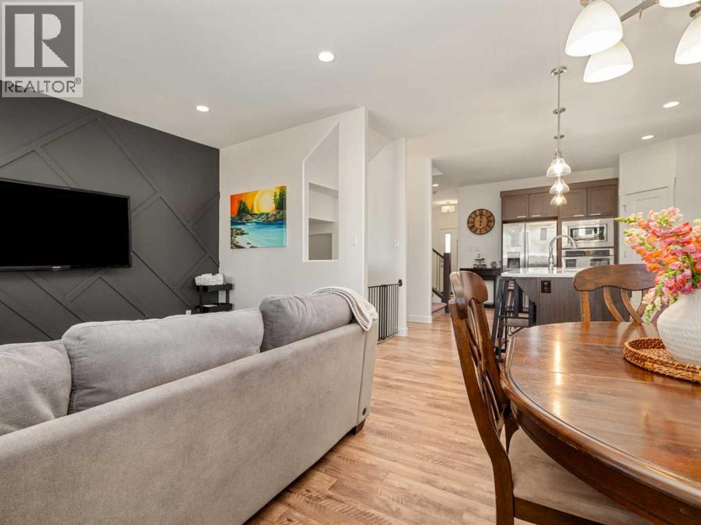 279 Northlander Bend W - 11