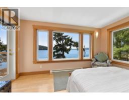 647 Dinner Bay Rd, Mayne Island, BC V0N2J2 Photo 42