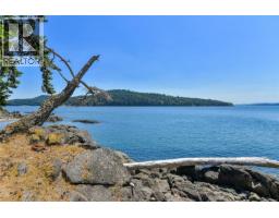 647 Dinner Bay Rd, Mayne Island, BC V0N2J2 Photo 56