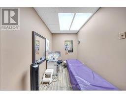 2282 Islington Avenue, Toronto, ON M9W3W8 Photo 13