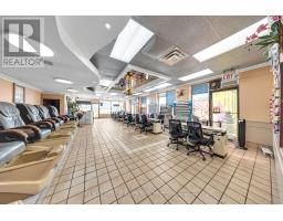 2282 Islington Avenue, Toronto, ON M9W3W8 Photo 8