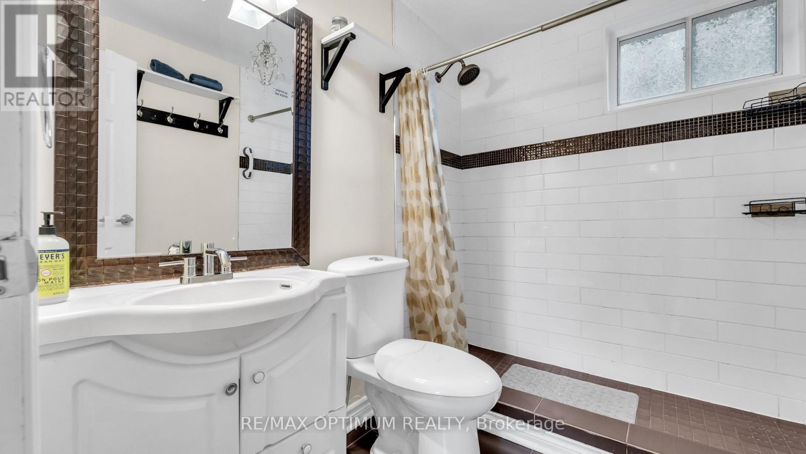 1 DUNDEE DRIVE - Image 32