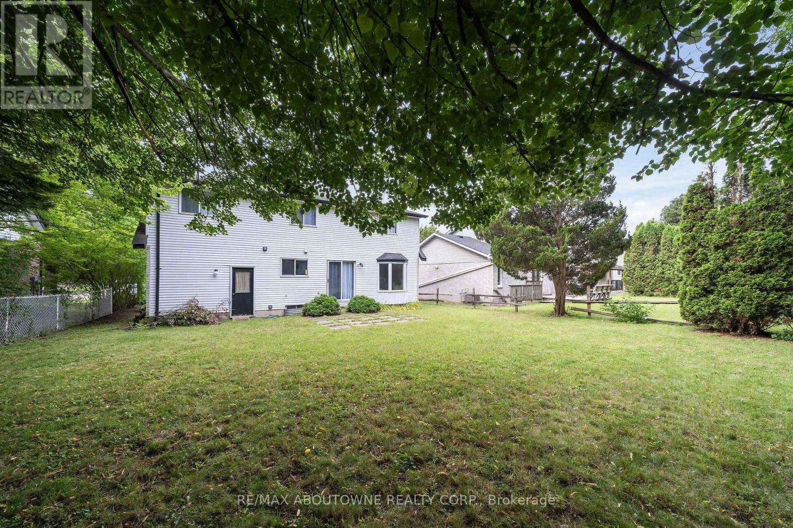 678 EDINBURGH ROAD S - 25