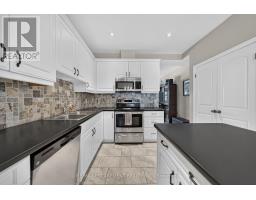 Bathroom - 17 Grantham Avenue S, St  Catharines, ON L2P3B3 Photo 15