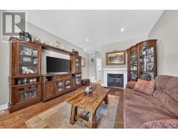 Kitchen - 17 Grantham Avenue S, St  Catharines, ON L2P3B3 Photo 7