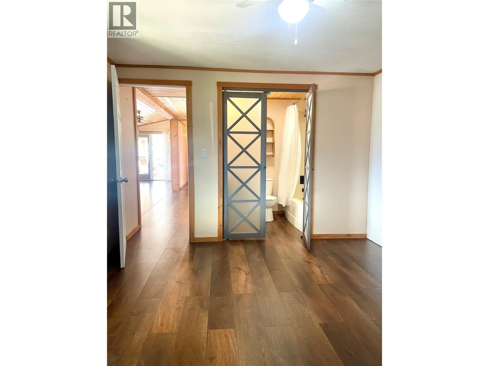 Pad #14 - 5174 Lambert Road - 16