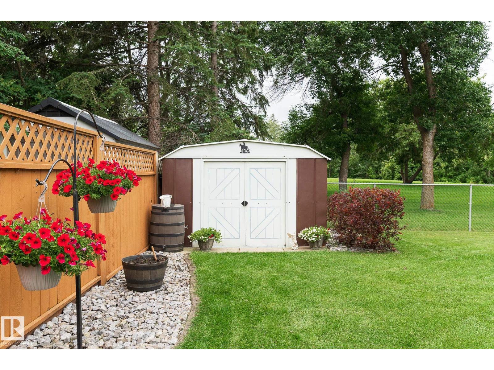 94 MARLBORO DR - Image 46