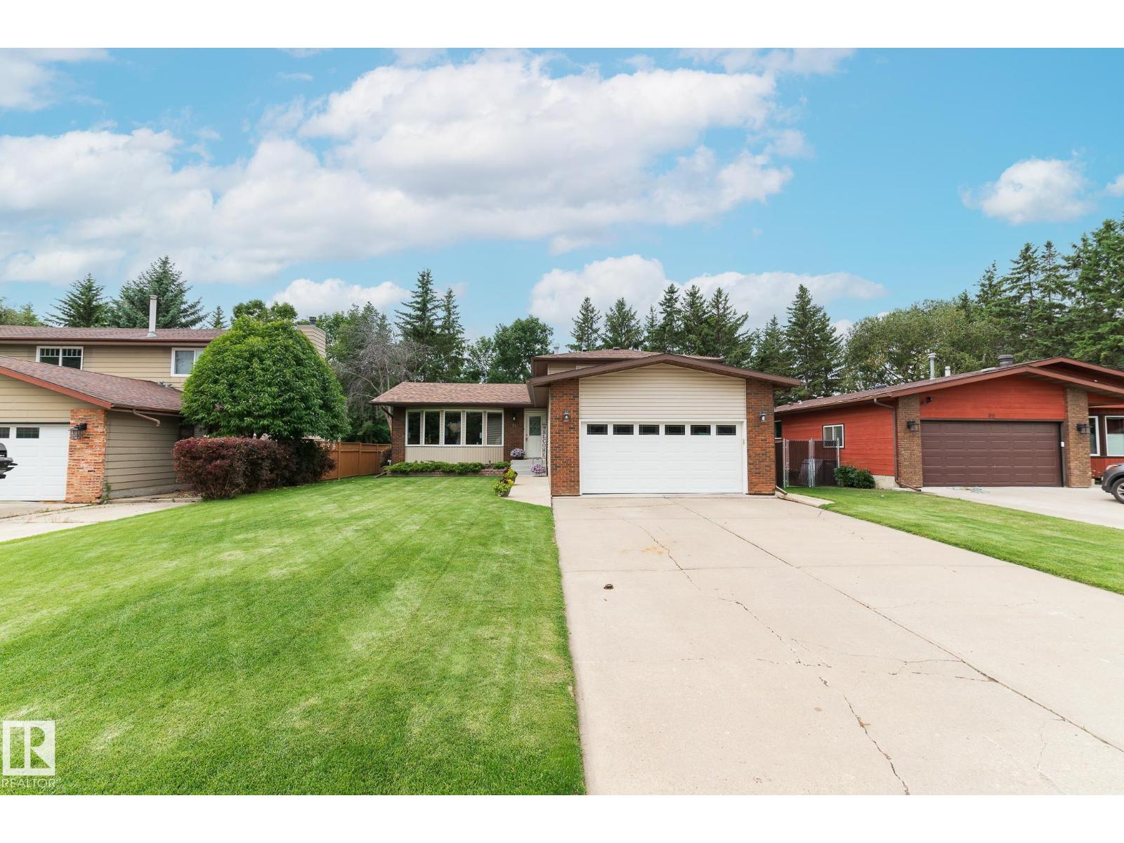 94 MARLBORO DR - 52