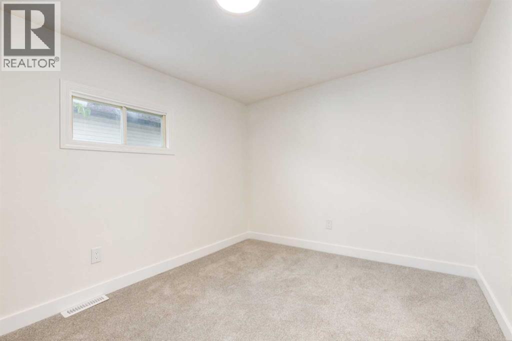 3223 83 Street - 18