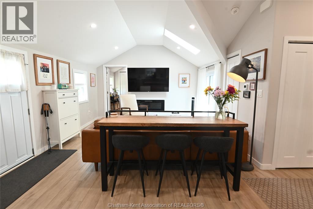 23 Albert STREET, Ridgetown — photo 2