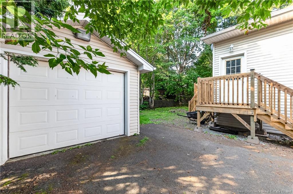 20 Connaught Avenue, Moncton — photo 3