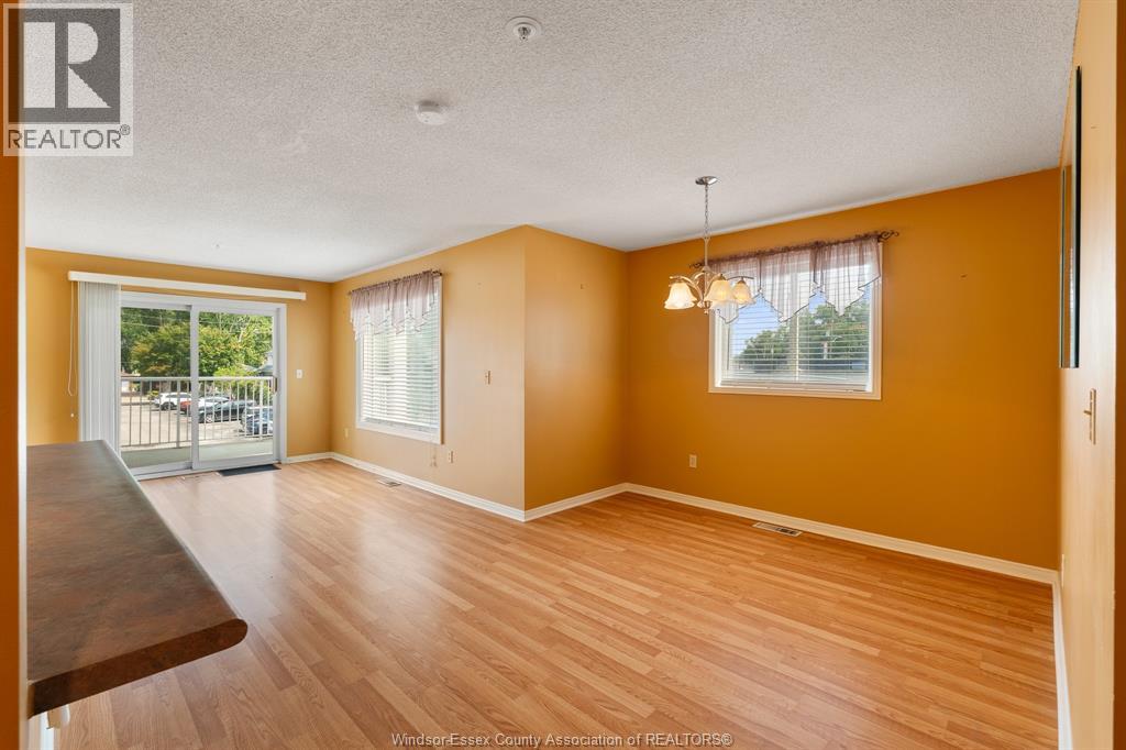 #214 40 Adams LANE - 15