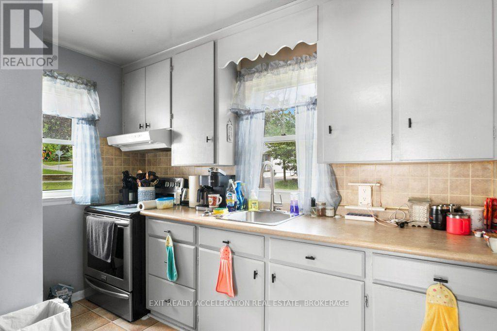 76 HESSFORD STREET - Image 11