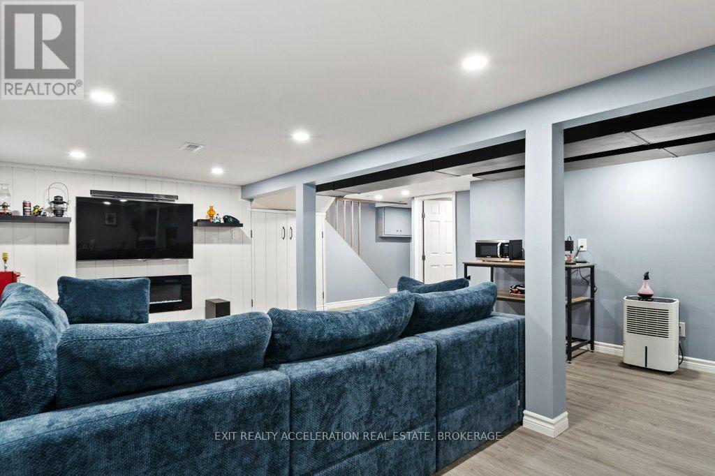76 HESSFORD STREET - Image 28