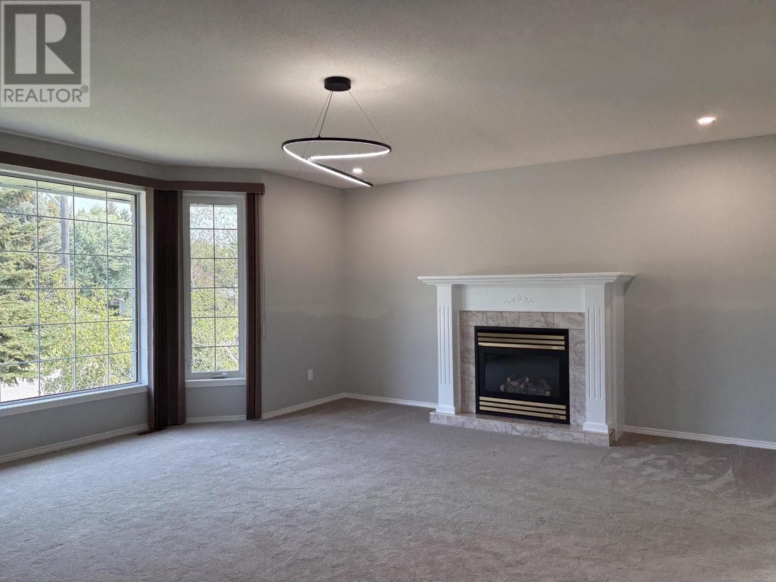 2156 Falconcrest Drive, Thunder Bay — photo 3