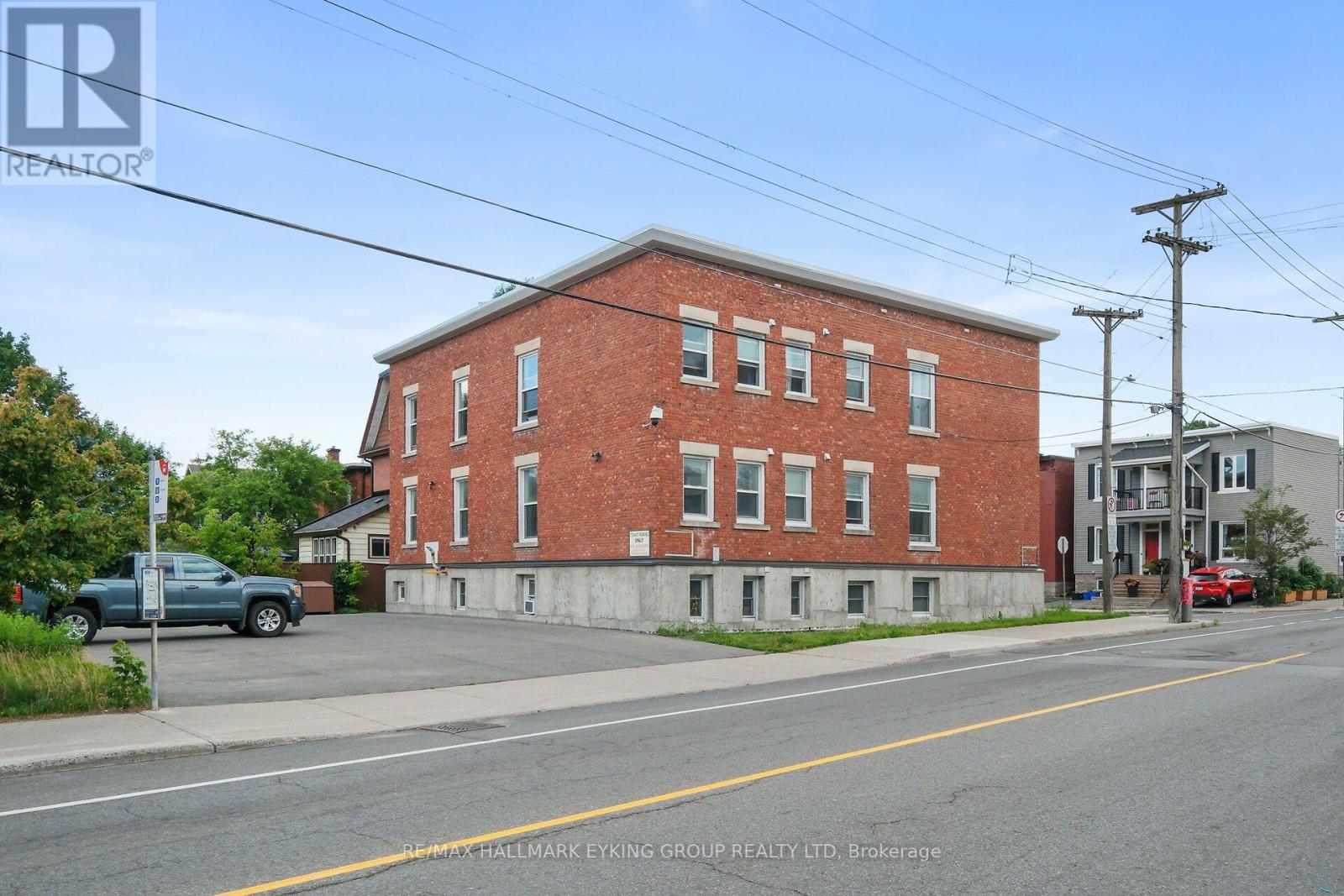 2 Bed, 1 Bath Multi-Family for Rent in Ottawa – 3 – 135 CONCORD STREET S, Ottawa – MLS# X13663288 - Image 29