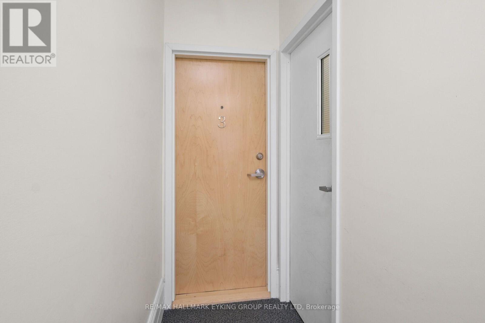 2 Bed, 1 Bath Multi-Family for Rent in Ottawa – 3 – 135 CONCORD STREET S, Ottawa – MLS# X13663288 - Image 9