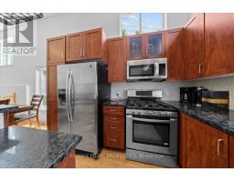 201 Gladeview Private, Ottawa, ON K1T4A6 Photo 14
