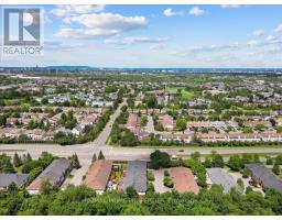 201 Gladeview Private, Ottawa, ON K1T4A6 Photo 38