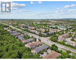 201 Gladeview Private, Ottawa, ON K1T4A6 Photo 42