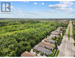 201 Gladeview Private, Ottawa, ON K1T4A6 Photo 43