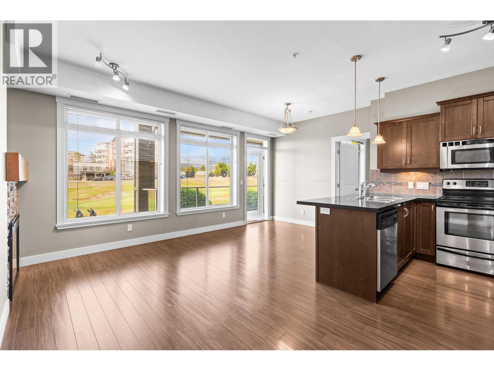 #212 3533 Carrington Road - Image 10