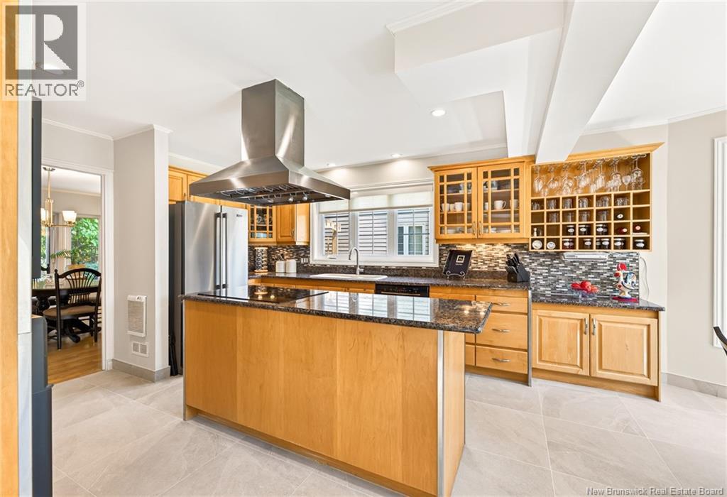 338 Vanier - Image 12