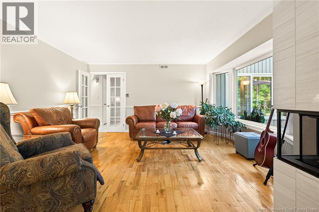 338 Vanier - Image 15