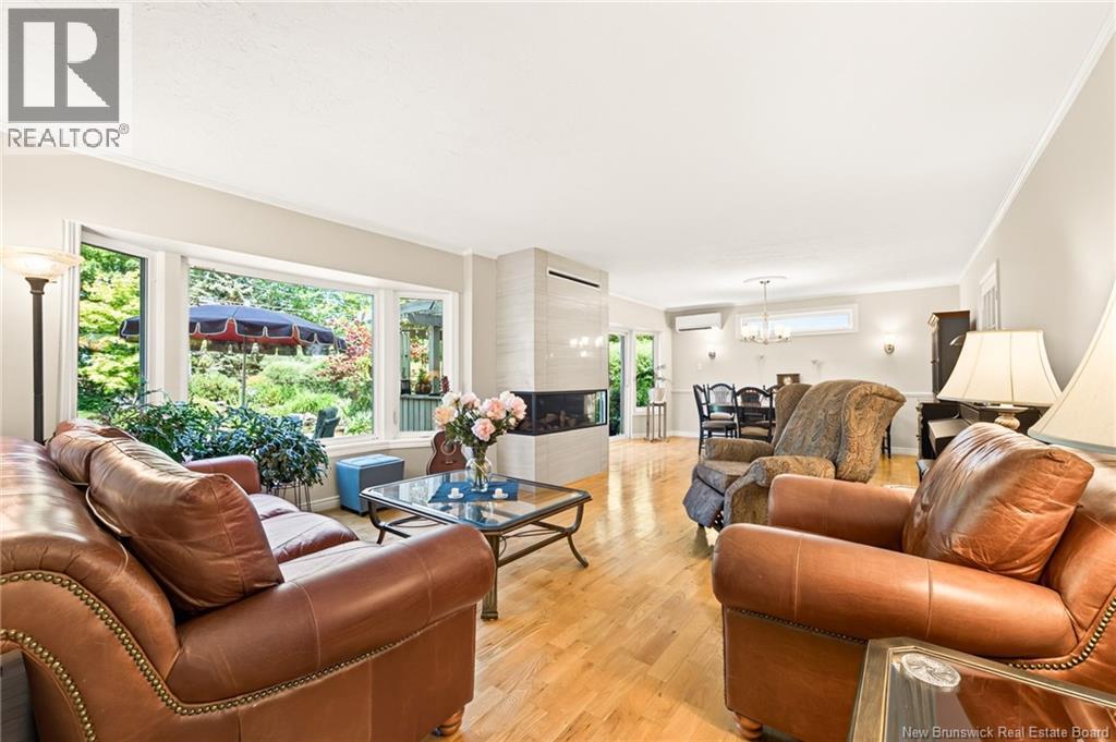 338 Vanier - Image 16