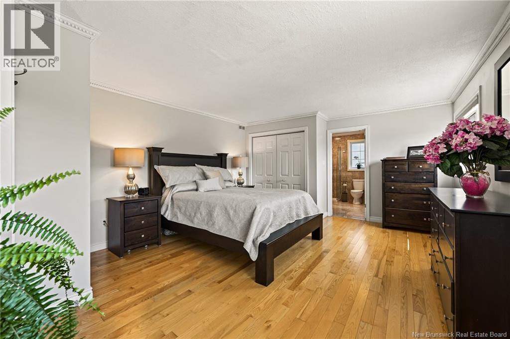 338 Vanier - Image 22